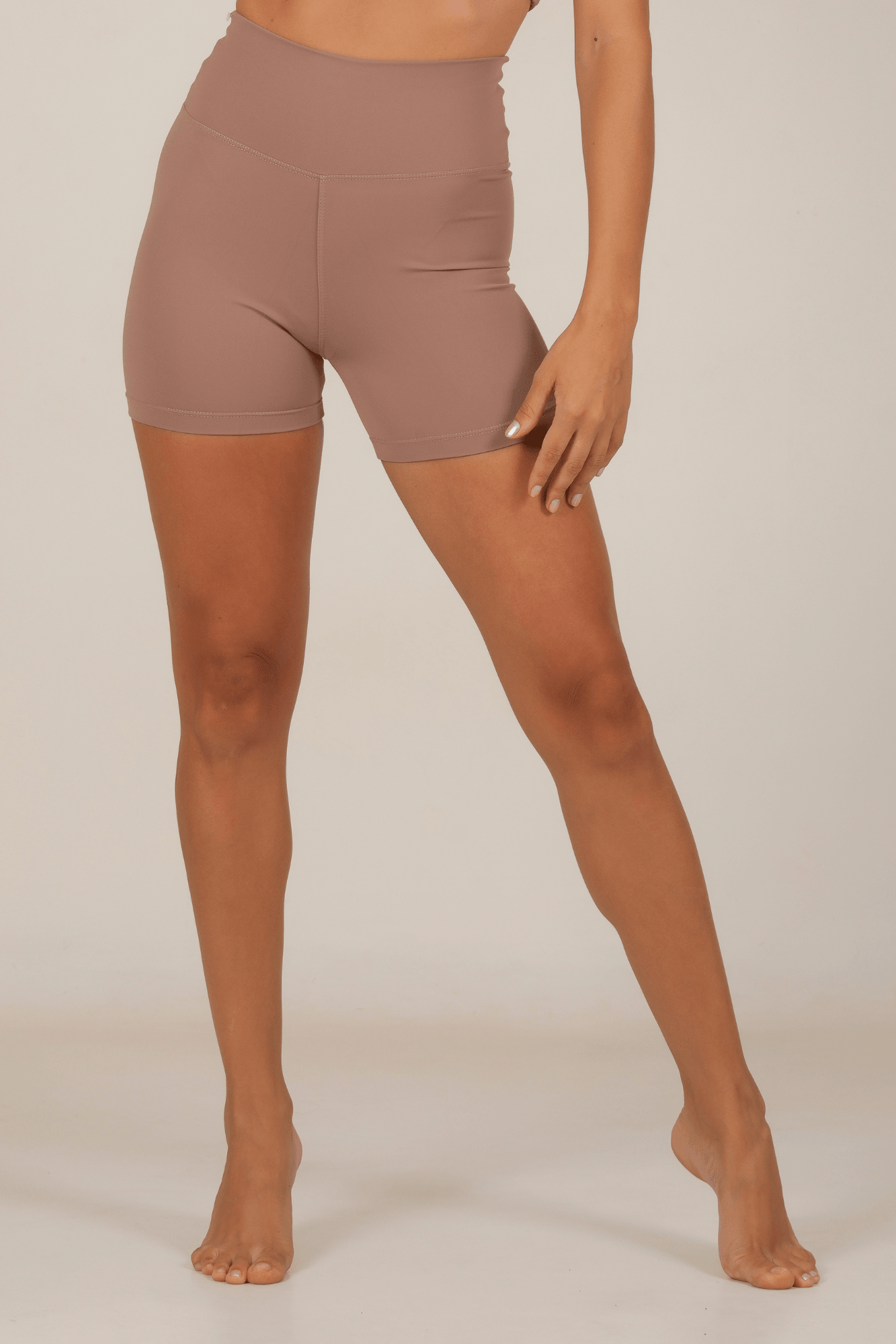 Short Básico Avelã - inayoga