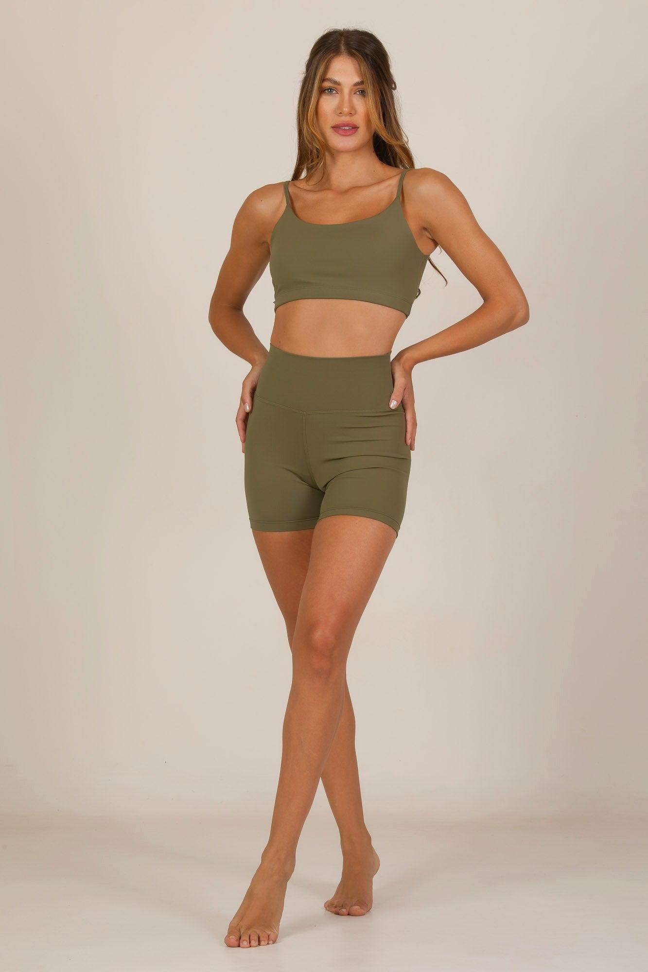 Top Básico Oliva - modelo 2023 - inayoga