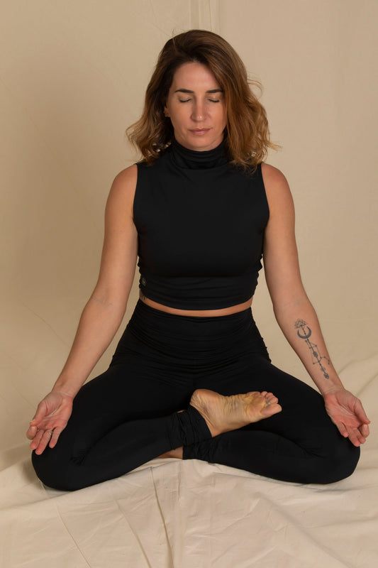 postura de meditação com uso de zafu 