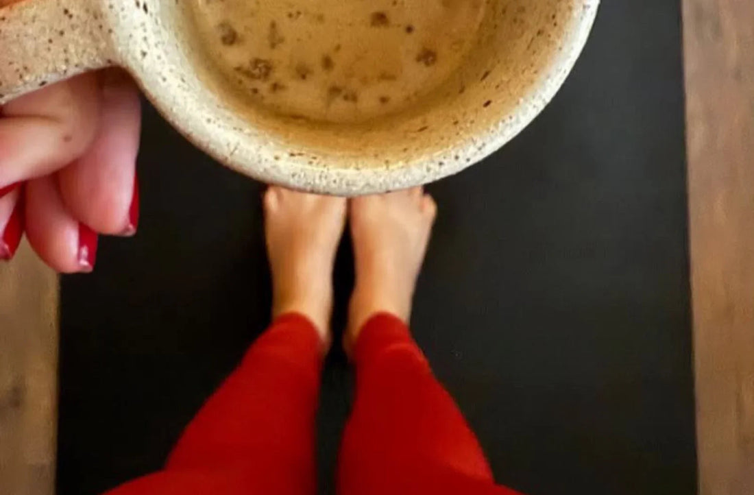 iná yoga roupas para yoga e presença