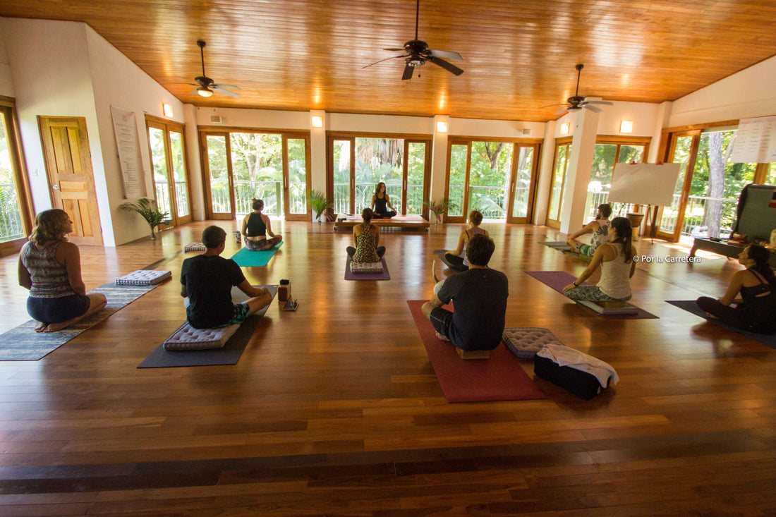 yoga na costa rica