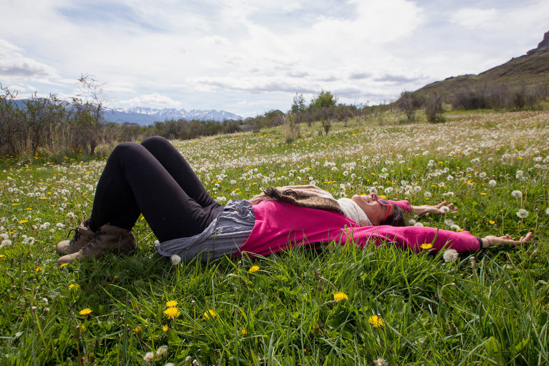 Por que praticar yoga? Um caminho de volta para si