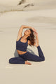 Cropped Square Marinho Quietude | Top Feminino para Yoga, Pilates e Dia a Dia