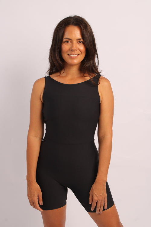 Macaquinho preto para yoga ina