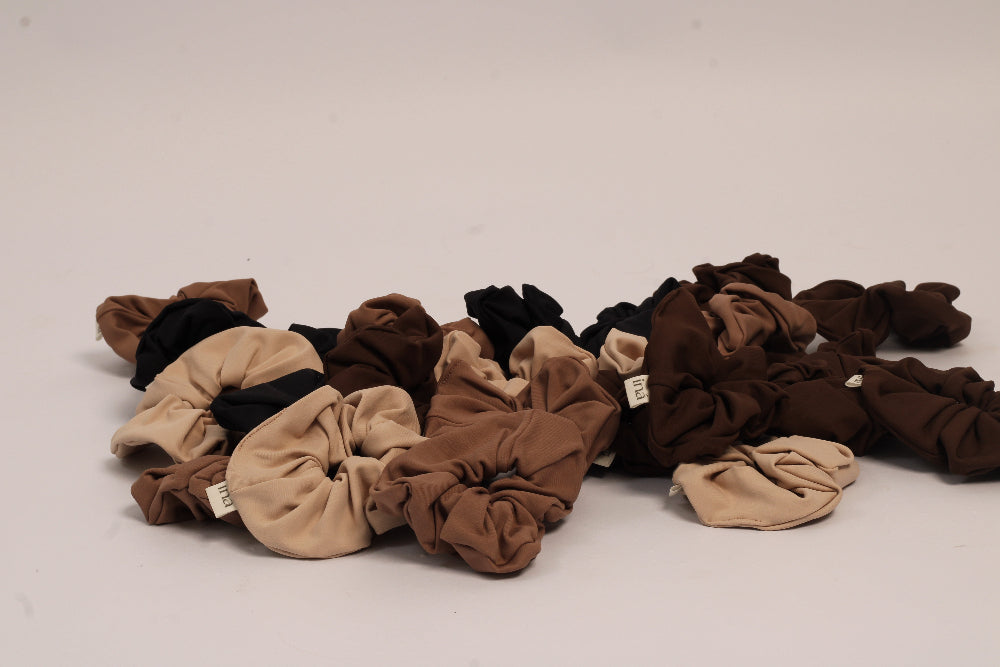 Scrunchies Ina yoga
