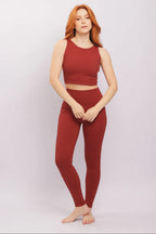 cropped Canoa Argila Ina yoga