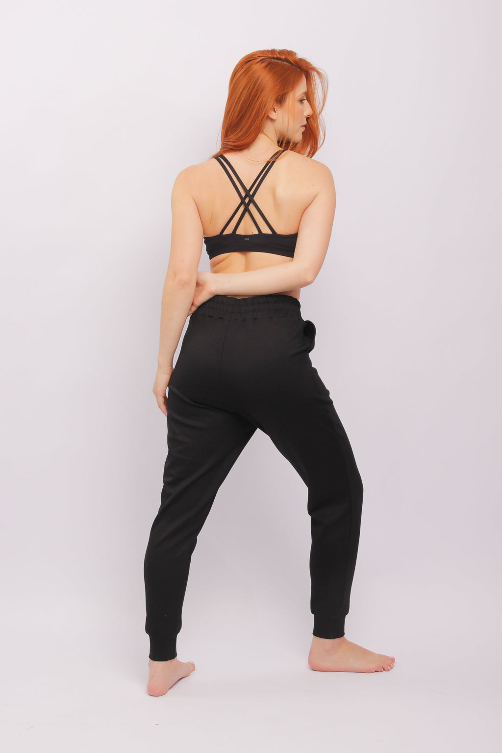 jogging preta Ina yoga