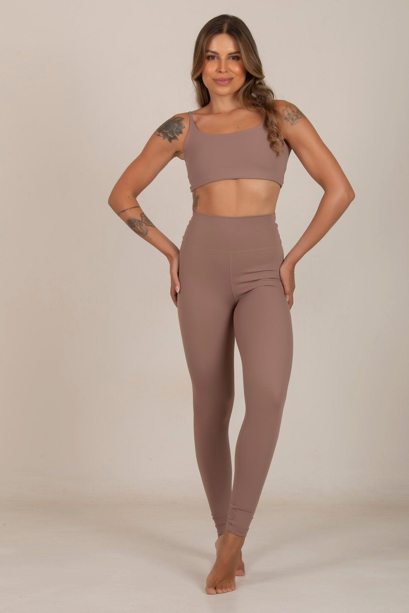 Top Básico Avelã - inayoga