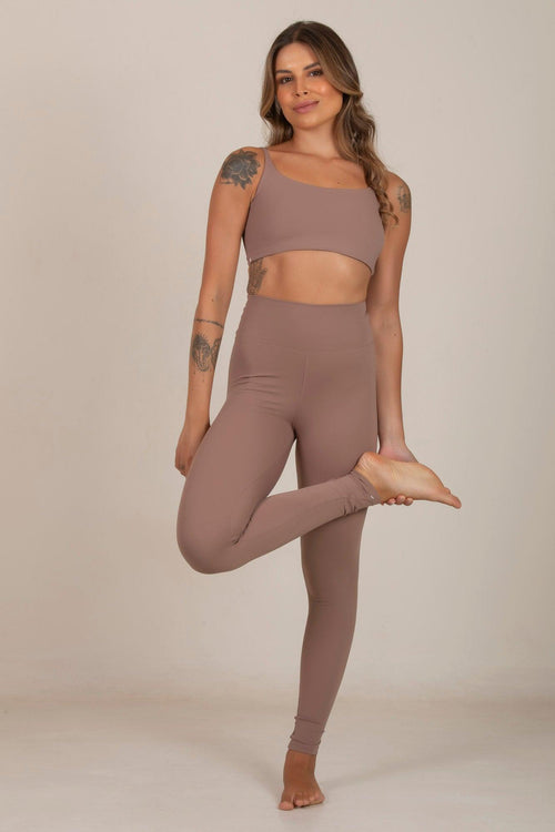 Top Básico Avelã - inayoga